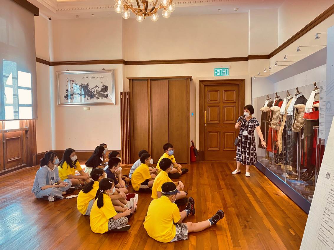 Primary school students joining the school guided visit to the Court of Final Appeal tour around the Exhibition Gallery